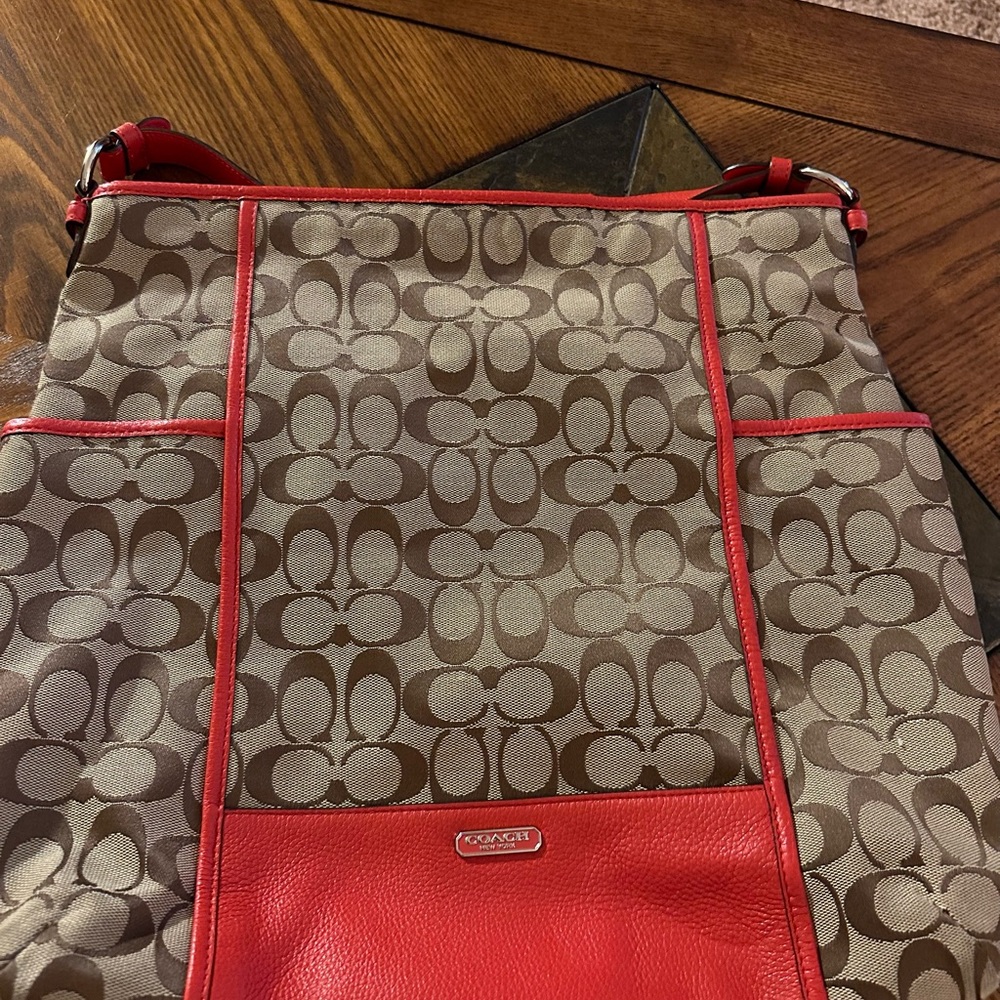 Coach Purse - Picture 1 of 3